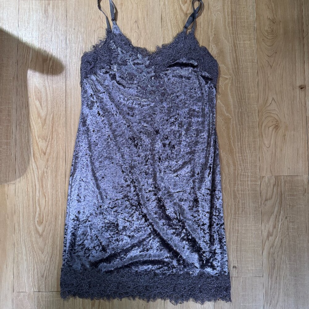 Anthropologie Porridge Tessie Lace bead Velvet Chemise Camisole Babydoll Dress M - Picture 5 of 7